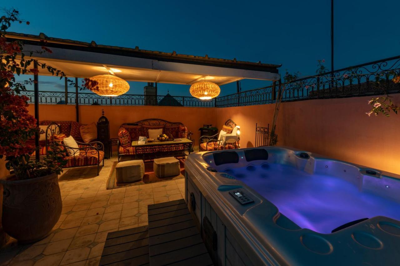 Riad Dar Merzouga Hammam & Jacuzzi Marrakesh Exteriör bild
